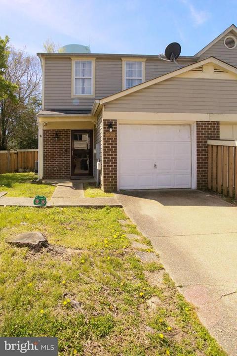 46357 Columbus Dr #706, Lexington Park, MD 20653
