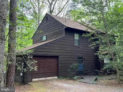 23247 Laurel Hill Dr, California, MD 20619