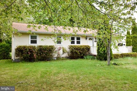 44859 Blackistone Cir, Hollywood, MD 20636