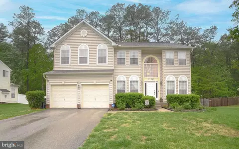 21363 Birdseye Ct, Lexington Park, MD 20653