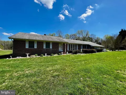 41855 Queens Landing Rd, Mechanicsville, MD 20659