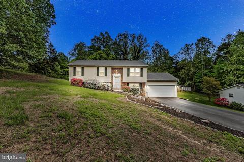 27084 Jeannie Ct, Mechanicsville, MD 20659