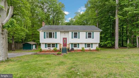 27055 Rita Ct, Mechanicsville, MD 20659