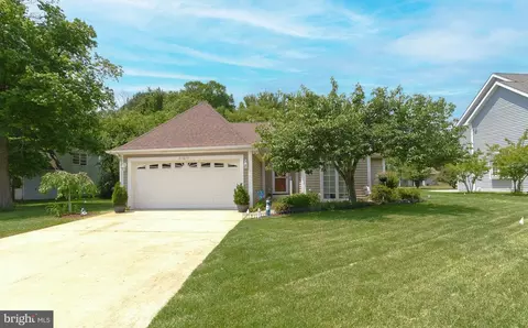 21675 Weatherby Ln, Lexington Park, MD 20653