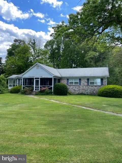 29998 Shoreview Dr, Mechanicsville, MD 20659