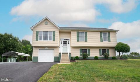 21564 Harrison St, Great Mills, MD 20634