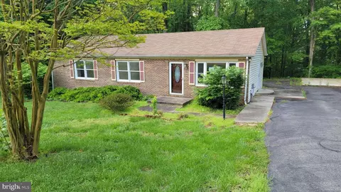 36835 Elizabeth Ct, Mechanicsville, MD 20659