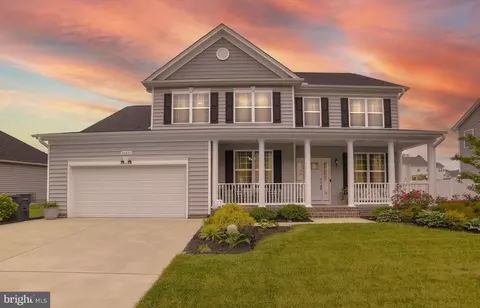 43485 Greg St, Hollywood, MD 20636