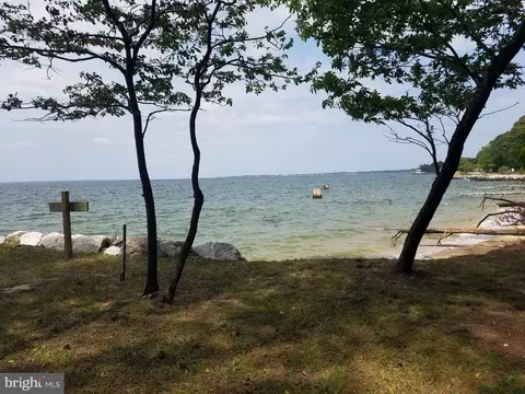 16291 Thomas Rd, Piney Point, MD 20674 photo 3