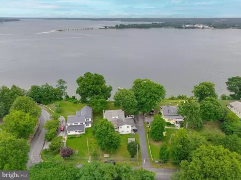 23985 N Patuxent Beach Rd, California, MD 20619