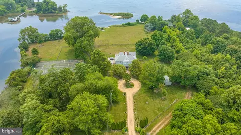 20688 Clarence Gass Rd, Avenue, MD 20609