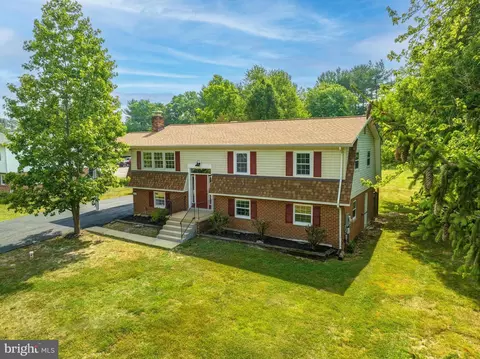 30140 Bach Dr, Charlotte Hall, MD 20622