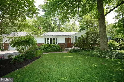 23636 Kingston Creek Rd, California, MD 20619