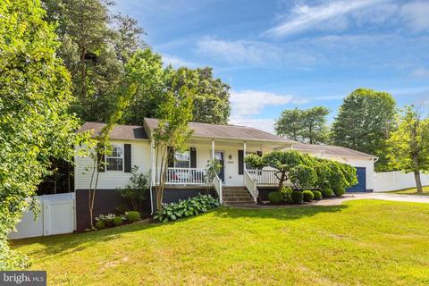 21038 Rickys Pl, Lexington Park, MD 20653