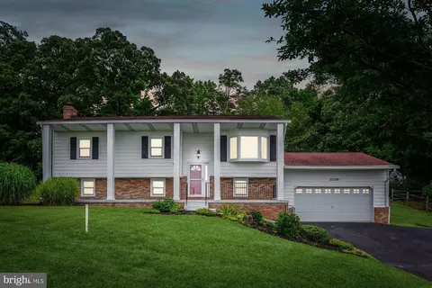 21764 Potomac View Dr, Leonardtown, MD 20650