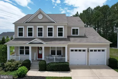 43687 Wild Iris St, California, MD 20619