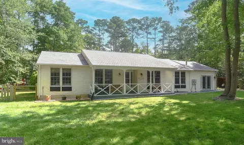 20355 Dale Ln, Leonardtown, MD 20650