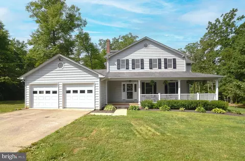 19661 Hickory Hills Ln, Leonardtown, MD 20650