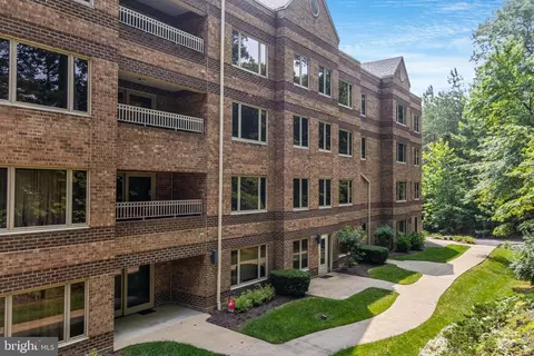 23140 Cobblestone Ln #308, California, MD 20619