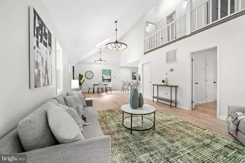 25898 Hills Dr, Mechanicsville, MD 20659