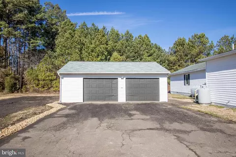 17335 Piney Point Rd, Piney Point, MD 20674 photo 17
