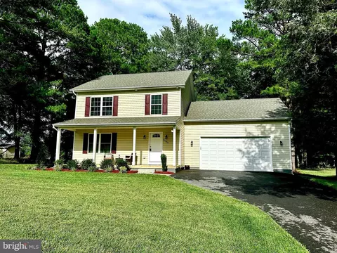 21348 Williams Dr, Lexington Park, MD 20653