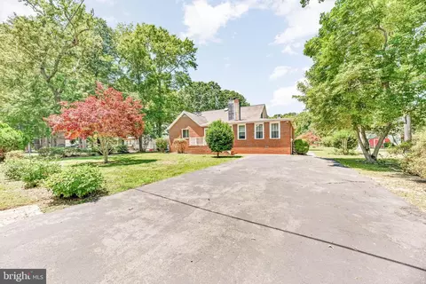 48970 Spring Lake Dr, Lexington Park, MD 20653