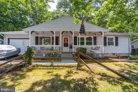 22002 Fox Ridge Rd, Lexington Park, MD 20653