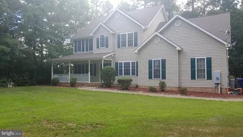 19352 King James Pkwy, Lexington Park, MD 20653