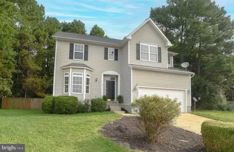 21523 Rominger Ct, Lexington Park, MD 20653