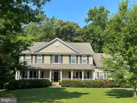 23411 Chandler Ct, Hollywood, MD 20636