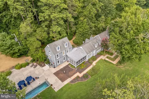 47363 S Snow Hill Manor Rd, Lexington Park, MD 20653