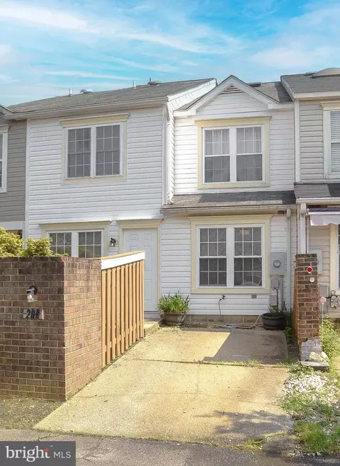 46351 Columbus Dr #206, Lexington Park, MD 20653