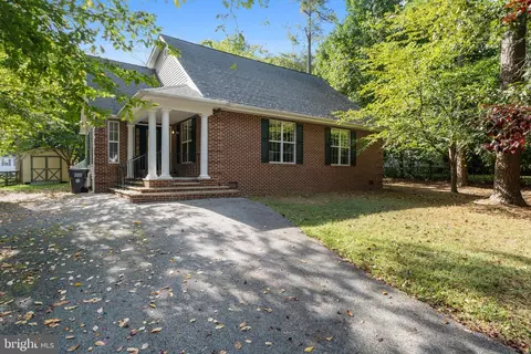 30092 Cross Woods Dr, Mechanicsville, MD 20659