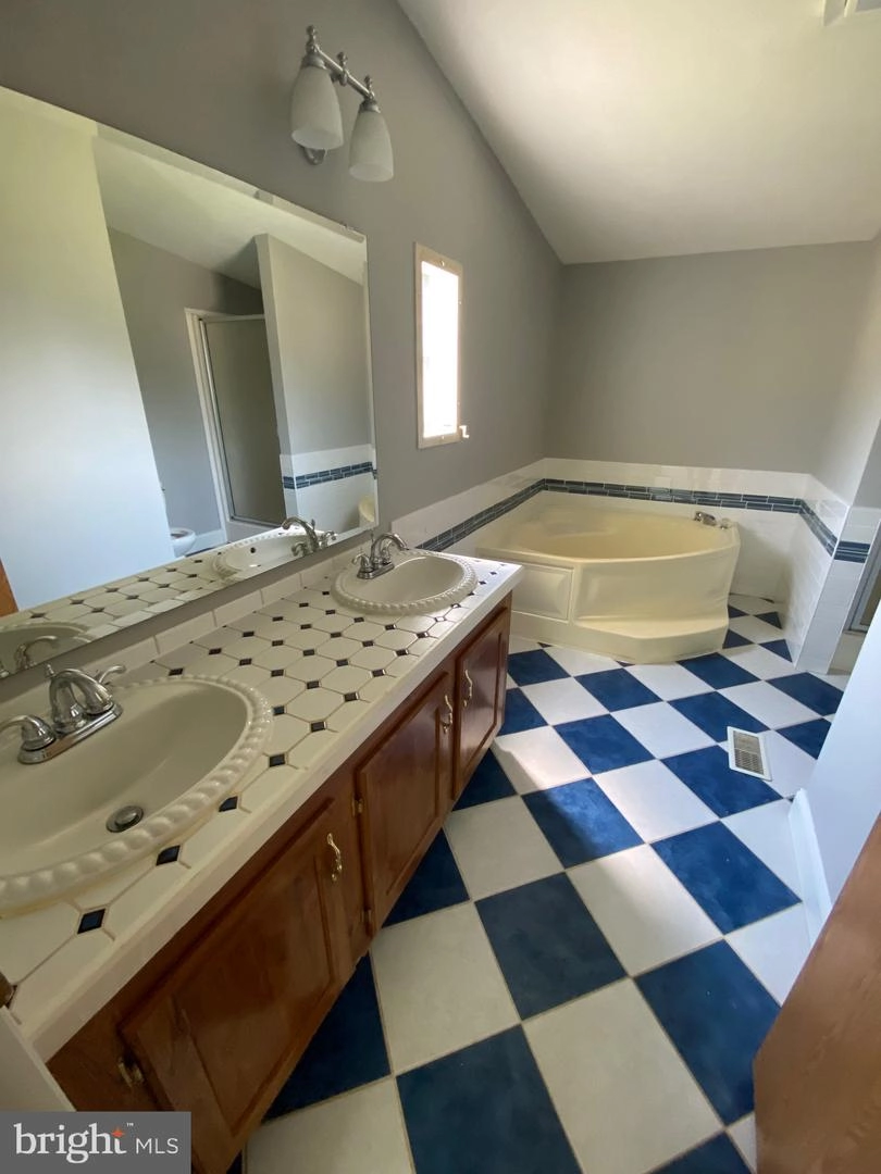 49360 D Bryans Ln, Ridge, MD 20680 photo 32