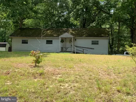22509 Point Lookout Rd, Leonardtown, MD 20650