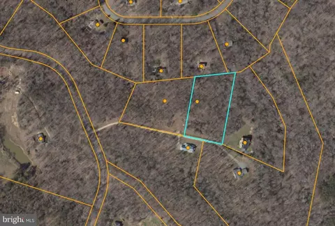 42262 Broyhill, Hollywood, MD 20636
