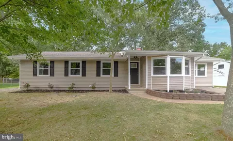 22051 Spring Valley Dr, Lexington Park, MD 20653