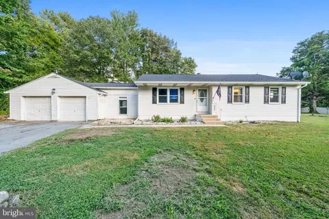 27419 Birch Manor Cir, Mechanicsville, MD 20659