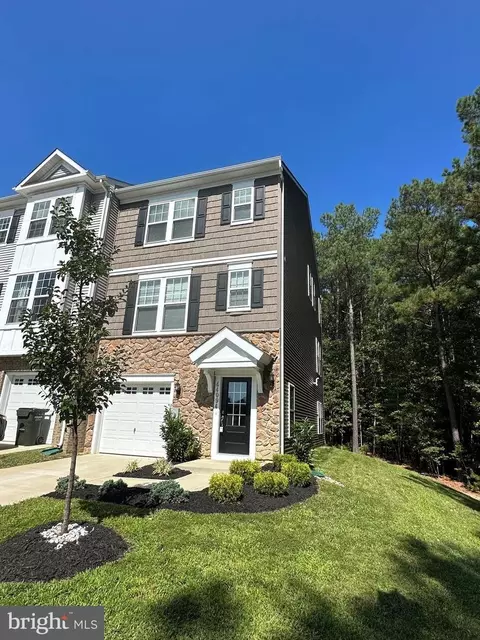 44094 Eucalyptus Way, California, MD 20619