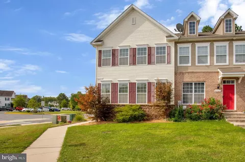 45885 Bethfield Way, California, MD 20619