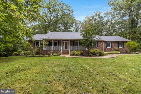 19855 Summerwood Ct, Great Mills, MD 20634