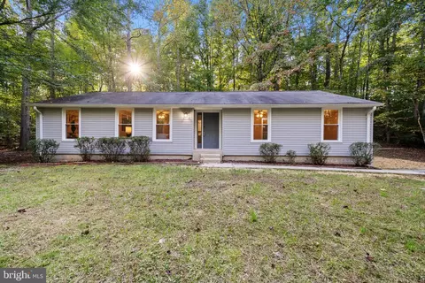 27311 Days End Ln, Mechanicsville, MD 20659