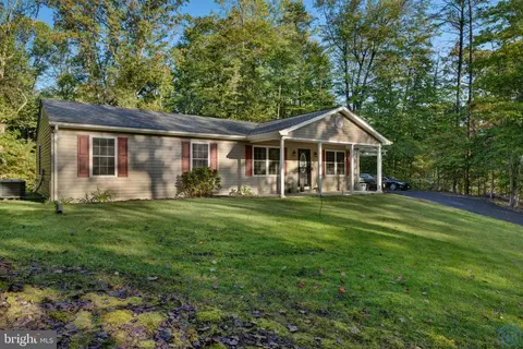 39072 Golden Beach Rd, Mechanicsville, MD 20659