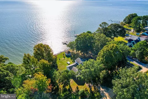 20438 Riverview Dr, Coltons Point, MD 20626 photo 5