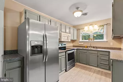 22717 Point Lookout Rd, Leonardtown, MD 20650 photo 19