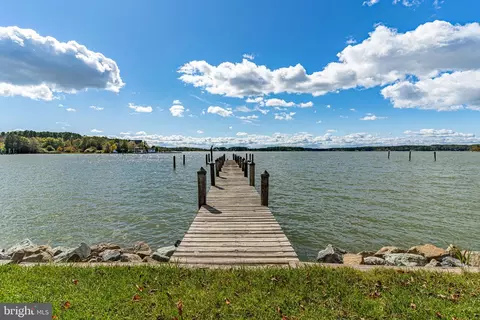 50295 Malone Bay Ct, Dameron, MD 20628 photo 2