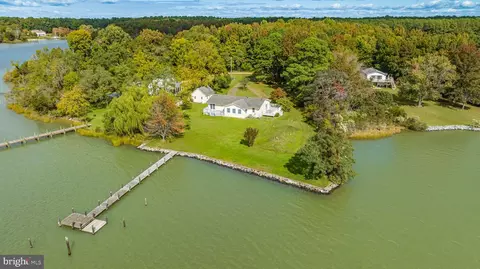 50295 Malone Bay Ct, Dameron, MD 20628