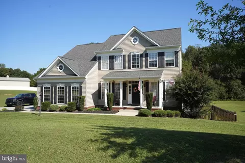28428 Multiflora Ct, Mechanicsville, MD 20659