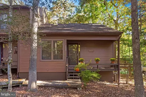 23334 Red Oak Ct, California, MD 20619